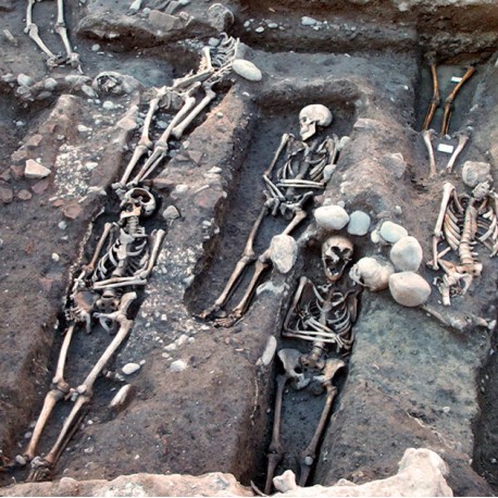 1000 ans d’évolutions et de révolutions dans les pratiques funéraires médiévales : l’exemple de Toulouse